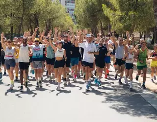 Pitufollow llega a Mallorca en su desafío solidario: 50 km en 50 días y 50 comunidades autónomas por el cáncer infantil