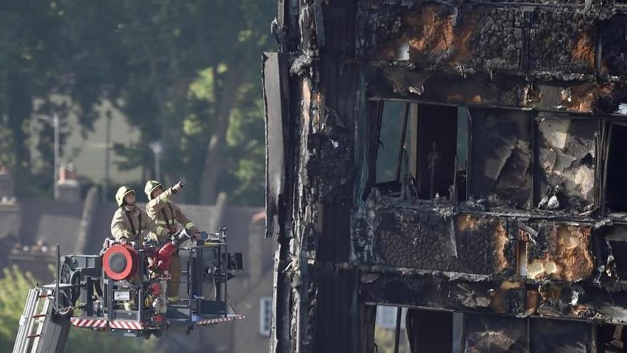 La torre de Londres estaba revestida de un material prohibido