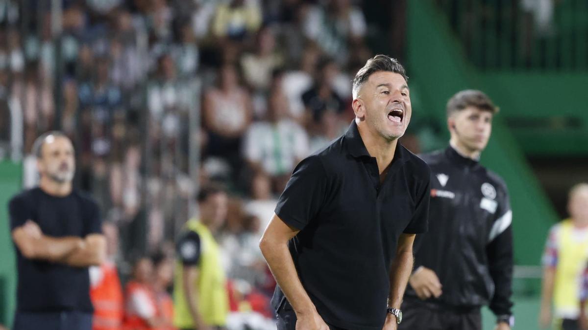 Cuando no puedes ganar por calidad tienes que ganar por otras cosas