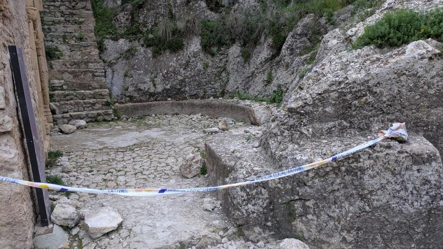 Xàtiva alerta a Patrimonio de los desprendimientos en la torre romana del Castell