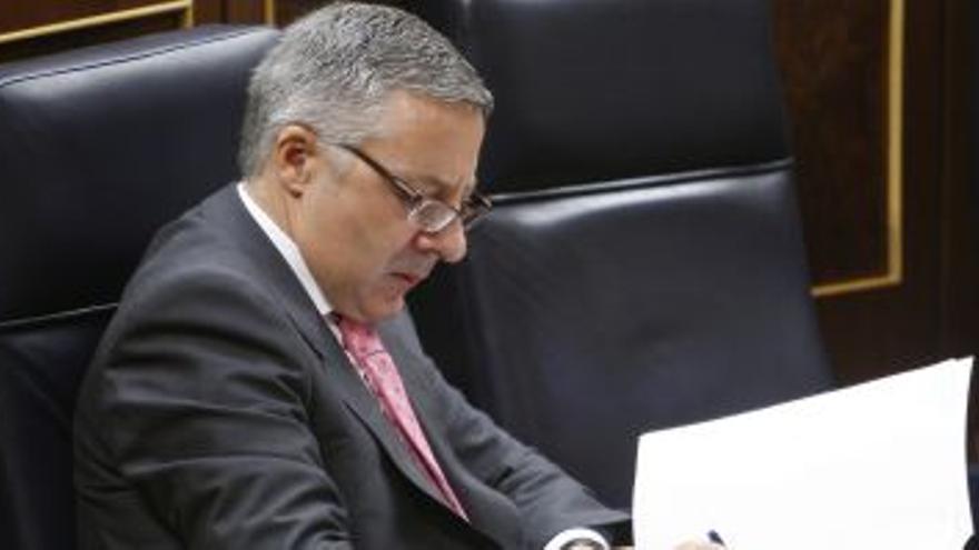 Blanco responderá al PP hoy en el Congreso sobre la situación de la planta de Opel en Figueruelas