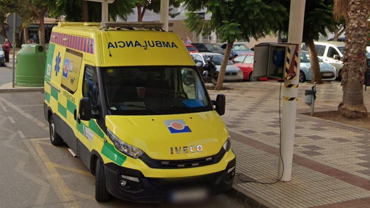 La mujer de un paciente agrede a la médico de urgencias del centro de salud de Torre del Mar que atendía a su marido.