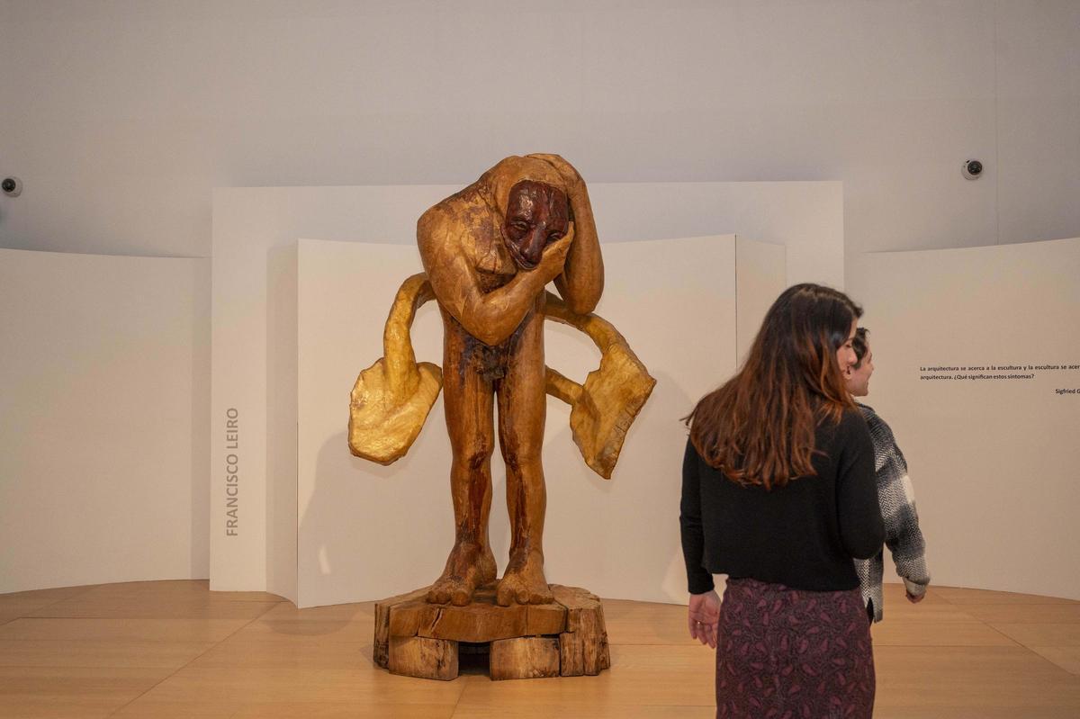 'Espacio y Tiempo': un paseo en A Coruña por las esculturas de la Colección Abanca
