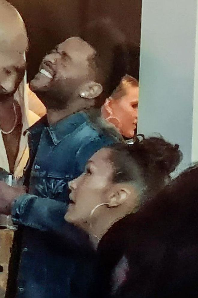 La pareja no se separó en toda la noche