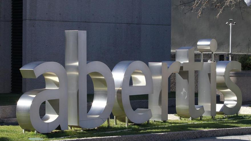 Abertis lanza una emisión de 500 millones en bonos híbridos para refinanciar su deuda