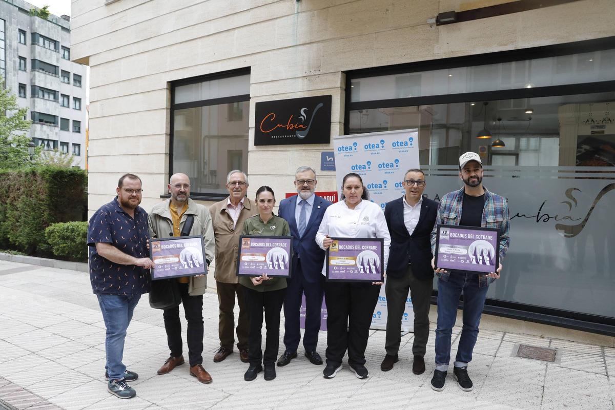 Por la izquierda, Marco Antonio Villarquide, Juan Carlos Revert (La Taranta), Carlos González, Lorena Álvarez (Cubia), Alfredo García Quintana, Yasneli de la Rosa (El Leonés), Fernando Corral y Omar Ramón (Asador de Aranda).