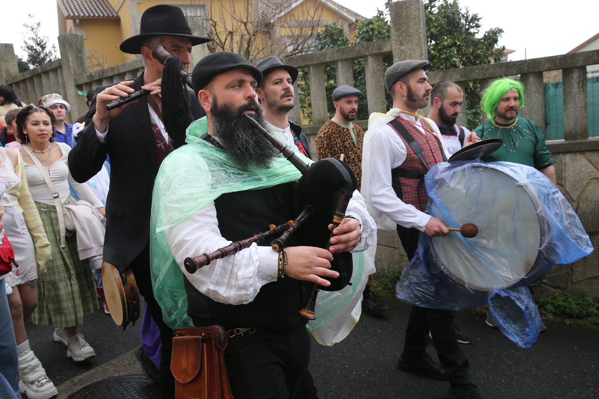 Búscate en las fotos del fin de fiesta del Entroido de O Hío