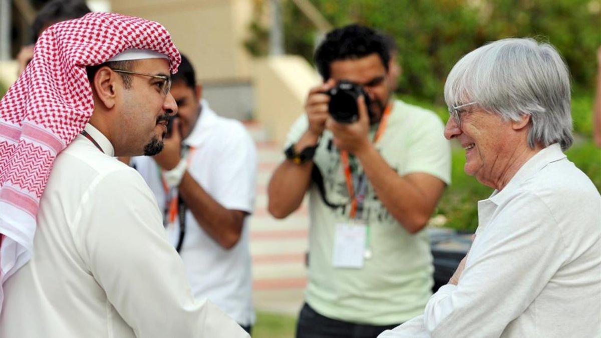 El príncipe de Arabia Saudita prepara una oferta astronómica para comprar el Manchester