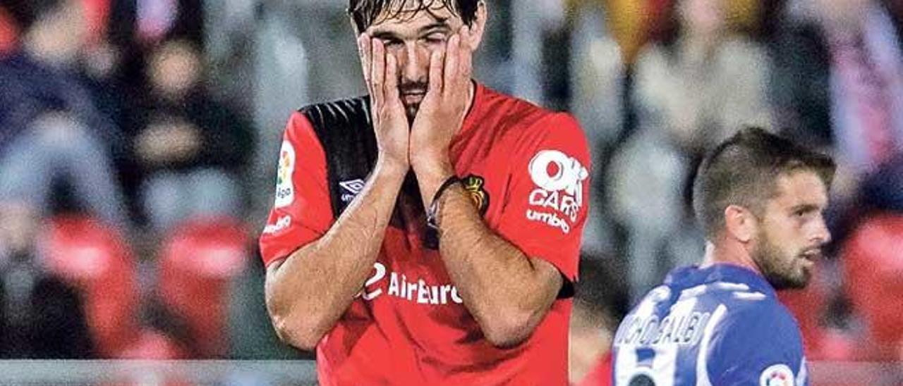 Mallorca 0-Valladolid 3: esperpento y despido de Vázquez.