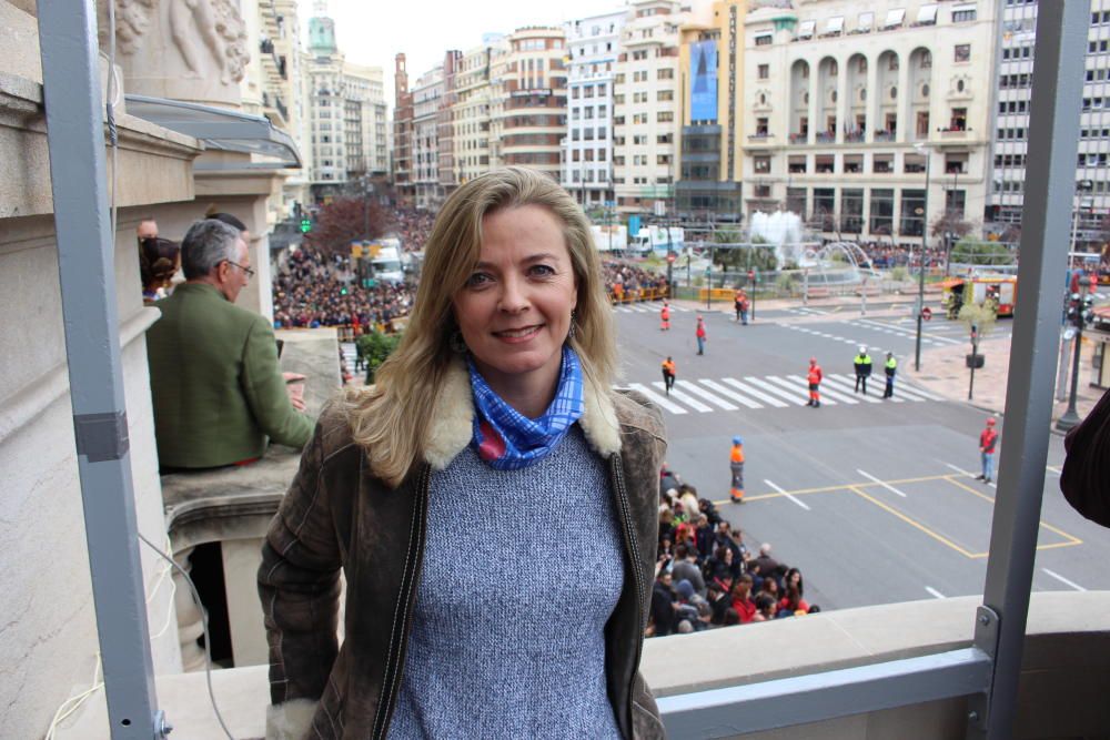 Fallas 2018 - Palco del día 2: cumpleaños de Rocío Gil