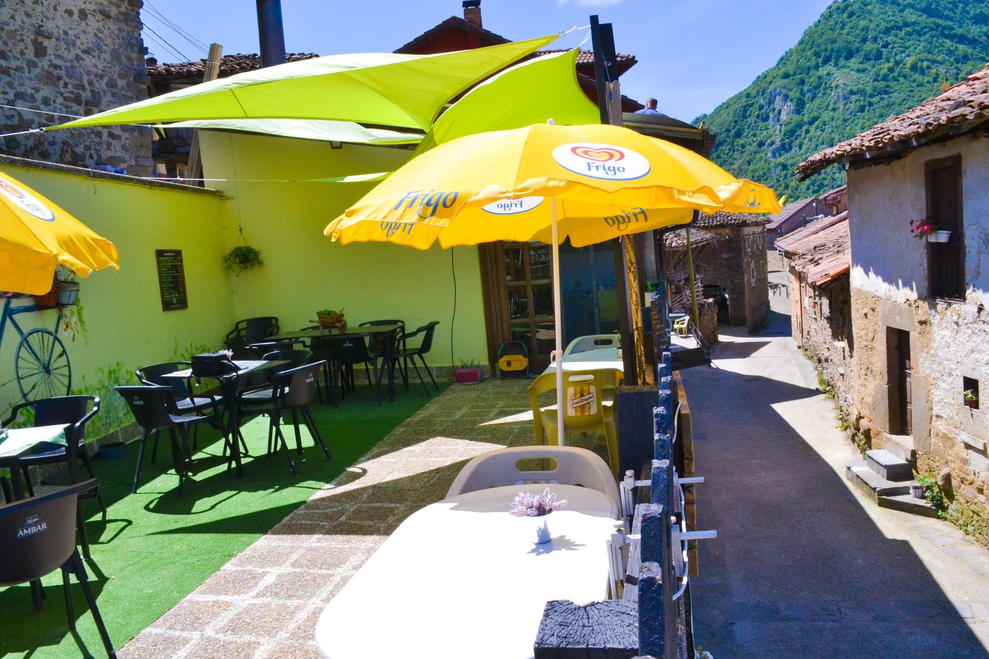 La terraza, uno de los lugares con más demanda en El Rinconín.