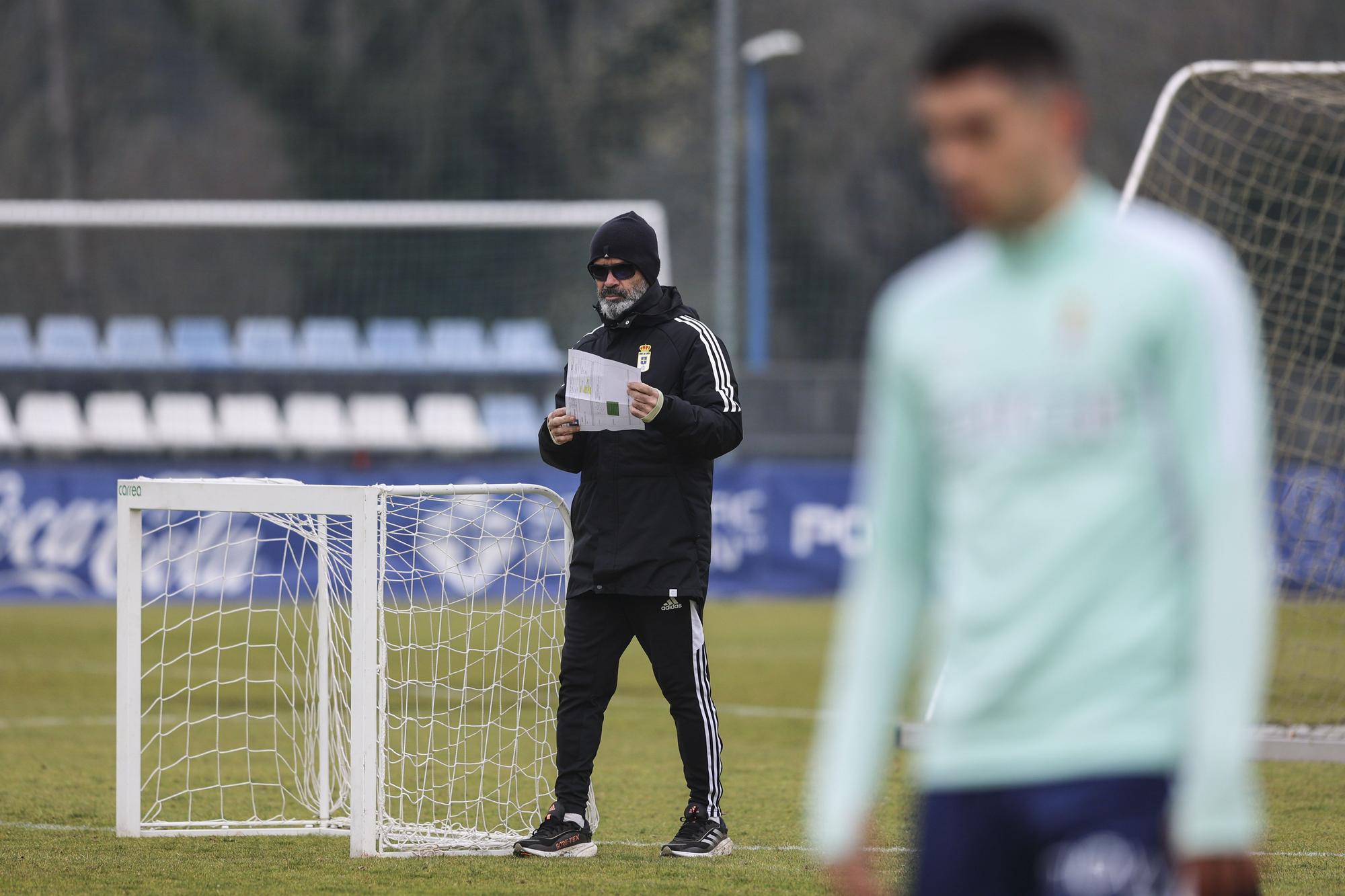 EN IMÁGENES: la vuelta al trabajo del Oviedo tras la derrota ante el Mirandés