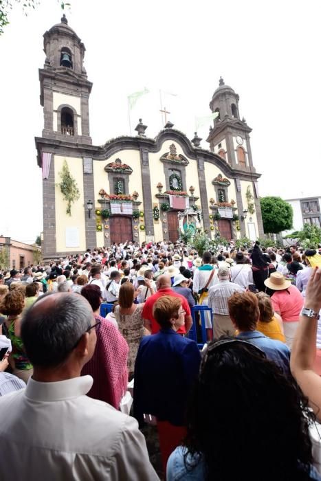 Procesion y Romeria por las Fiestas de las ...