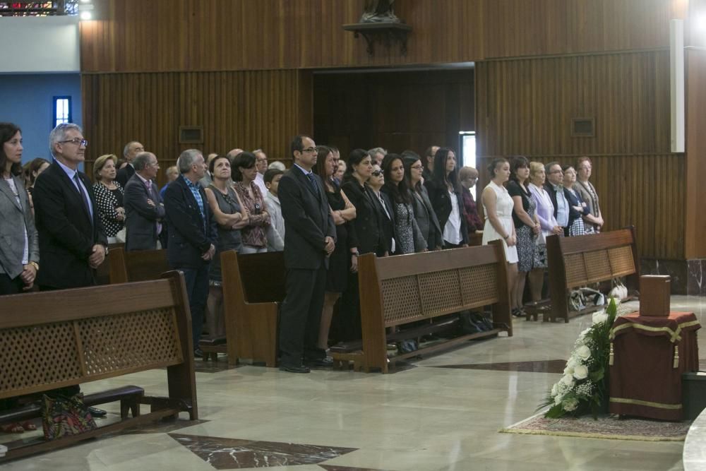 Funeral por el profesor Barluenga en Oviedo