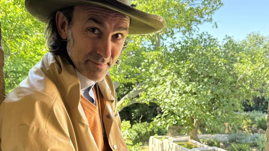 Ernesto Collado publica 'Ensumar': "No sabia fins a quin punt perdre l’olfacte empobreix l’experiència humana"