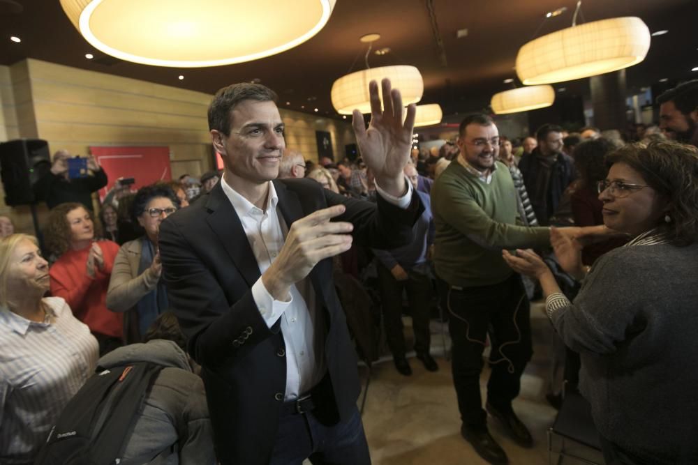 Asamblea con Pedro Sánchez en Oviedo