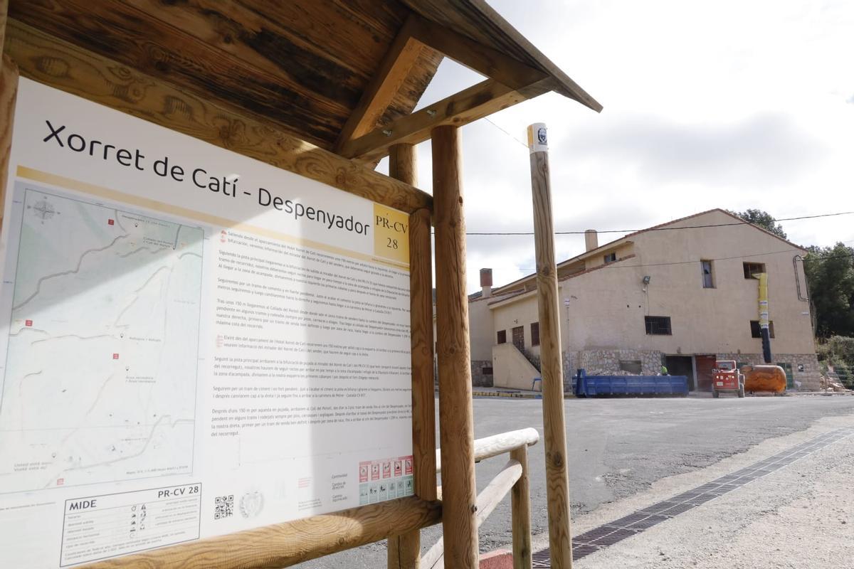 El antiguo hotel del Xorret de Catí, ya en obras