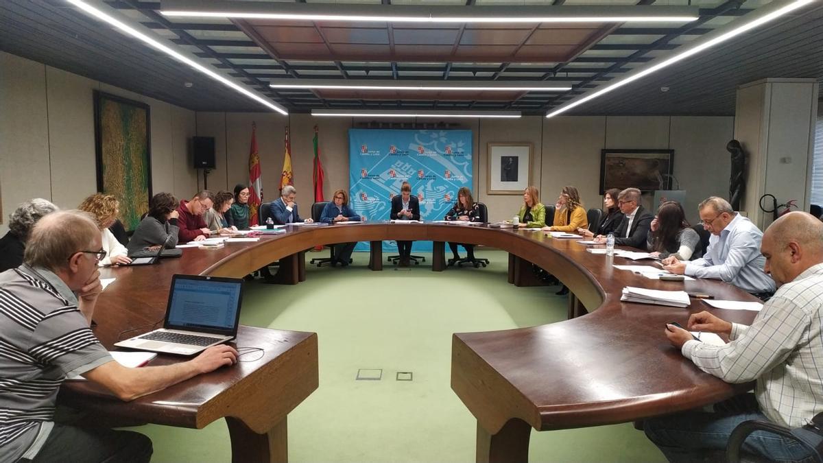 Reunión de la Comisión de Urbanismo y Medio Ambiente en Zamora