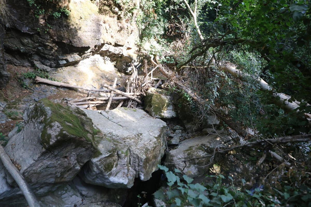 Los Baños de Popea, secos pese a las lluvias