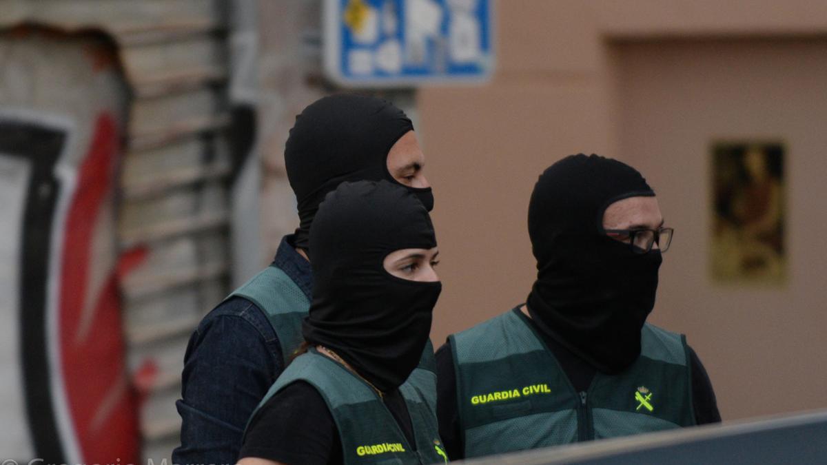 Las imágenes de la operación de la Guardia Civil en Lagunillas