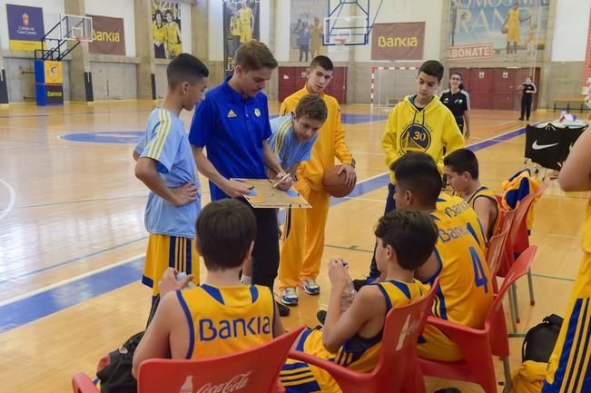 Baloncesto base: Gran Canaria # Esbisoni. ...