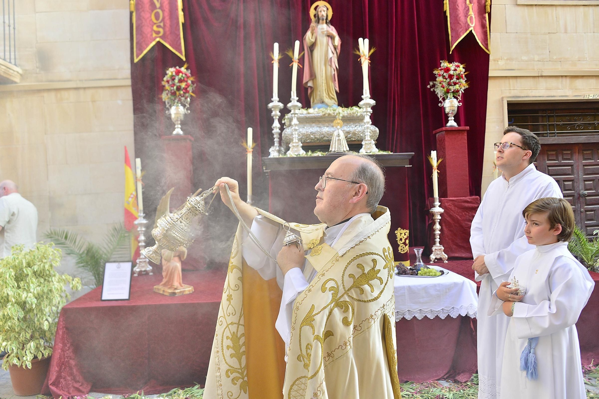 Procesion del Corpus Christi y Altares en Elche