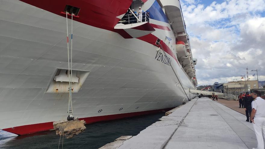 El &#039;Ventura&#039; arranca un noray del muelle de trasatlánticos de Vigo