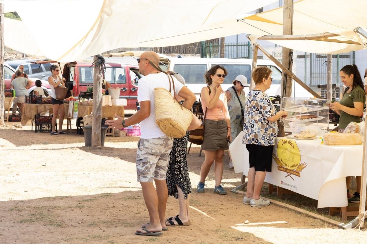 Las imágenes del mercado de sa cooperativa de Sant Antoni