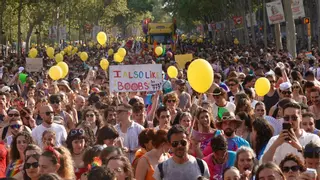 Barcelona vibra con los colores del Pride en un desfile multitudinario y más reivindicativo que nunca