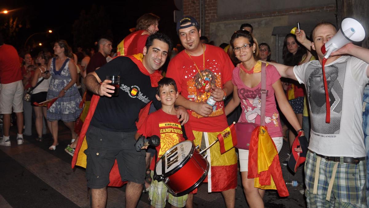 Así celebró Alcalá de Henares el Primer Mundial de Fútbol de España en 2010