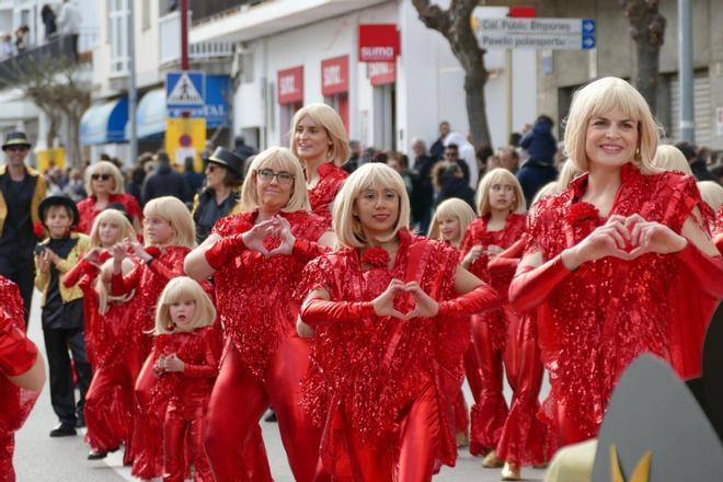 L'Escala xala de valent amb la rua de Carnaval