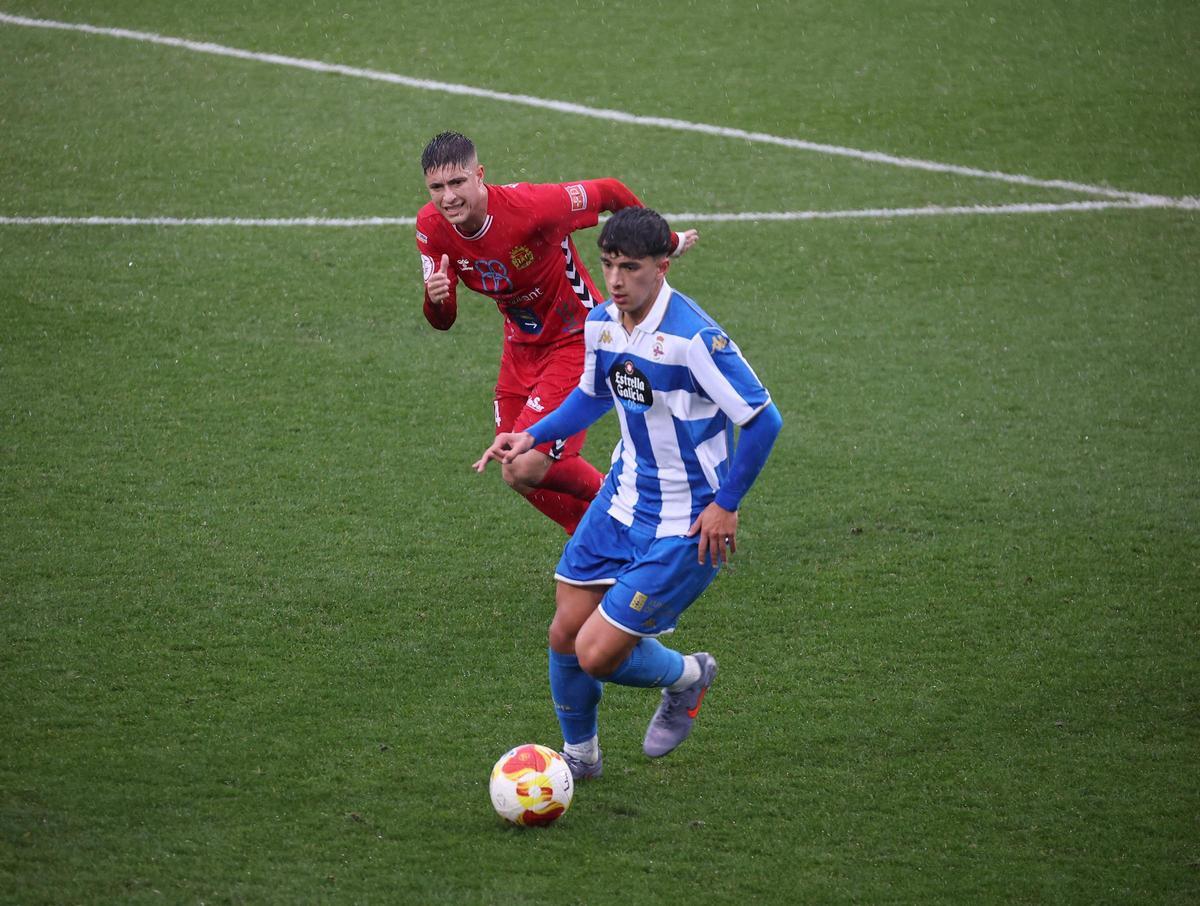 Samu Fernández, durante el duelo ante la Sarriana
