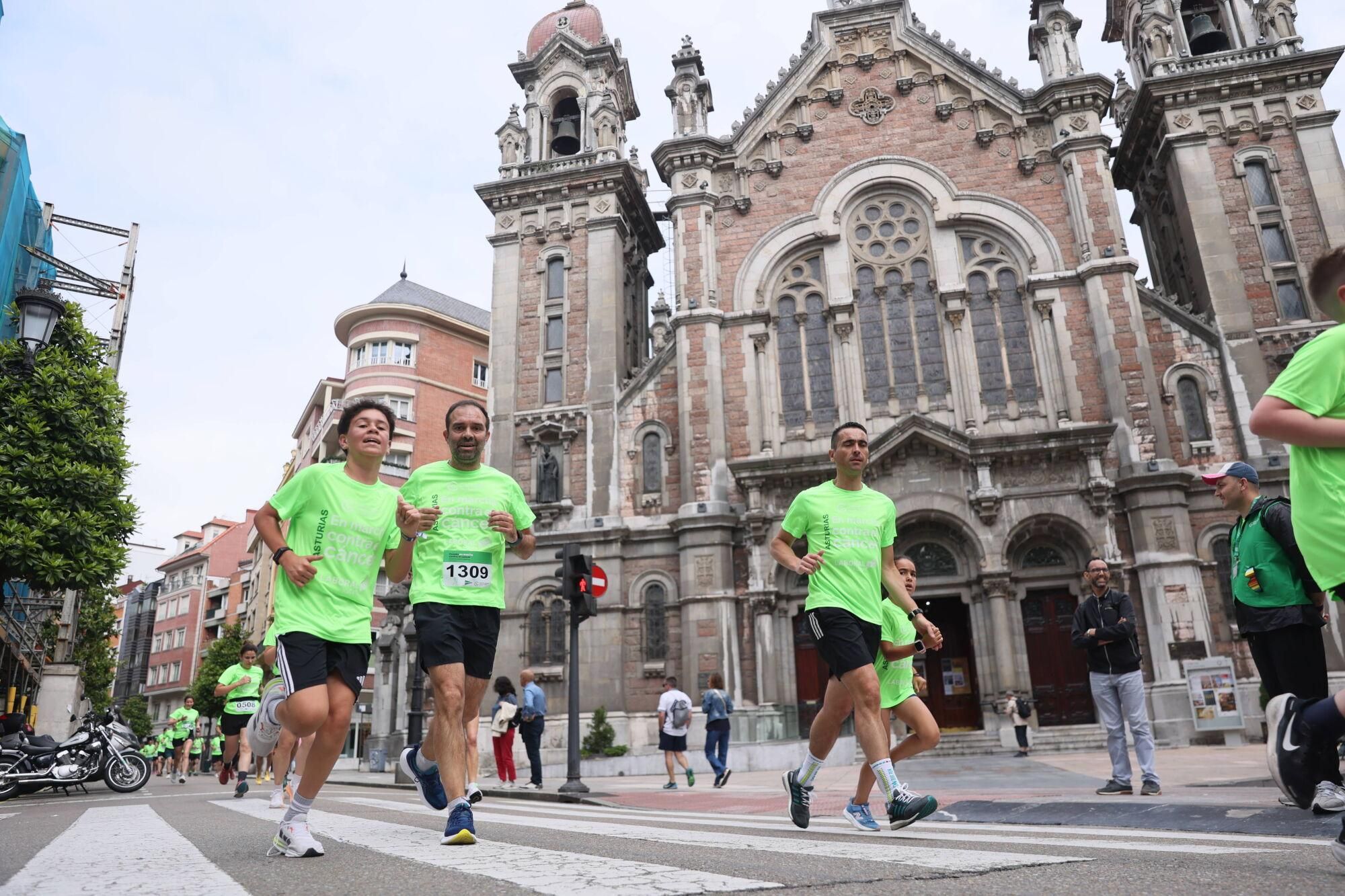 11 horas. Plaza de la Catedral. Carrera contra el cáncer.