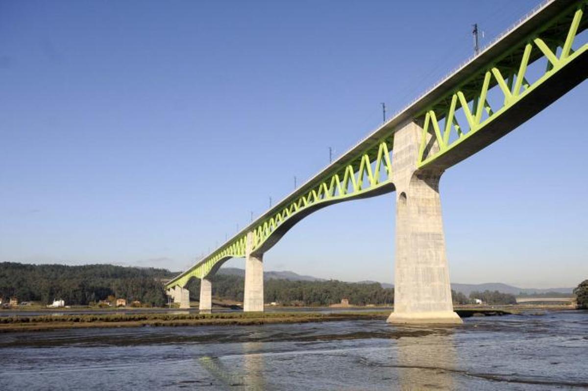 La estructura metálica se sitúa a 60 metros de altura. | // NOÉ PARGA