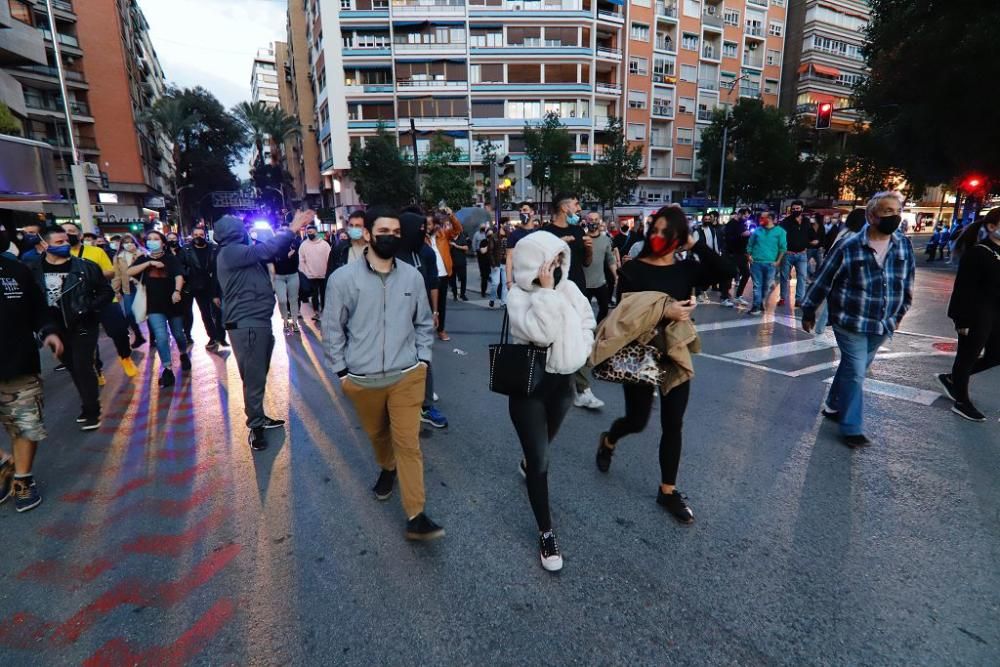 Hosteleros protestan en Murcia