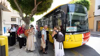 El PSOE de Ibiza reivindica que el bus sea gratis y se opone a que se proyecte ya la cuarta desaladora