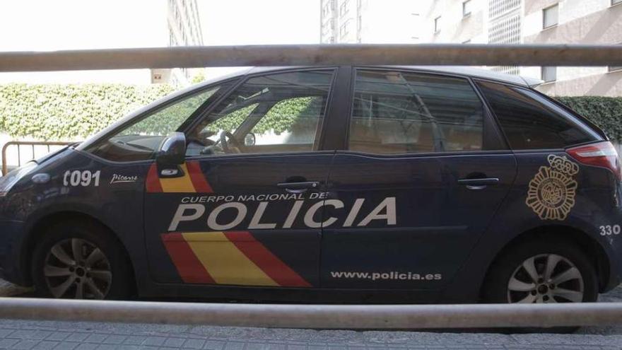 Vehículo perteneciente al Cuerpo Nacional de Policía. 13fotos