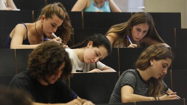 zentauroepp34283976 barcelona 14 6 2016 pruebas selectividad chicas con el p170130141914