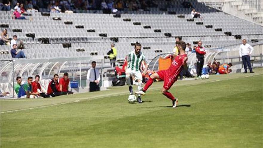 Jorge Romero, tres partidos sin inscripción