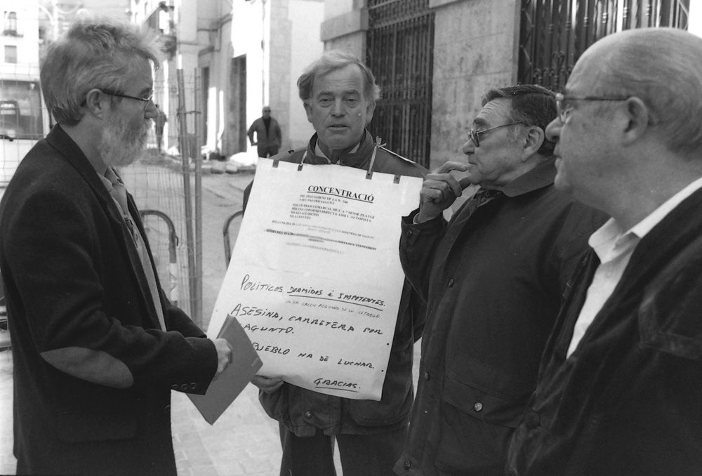 Hace 20 en Sagunt. La Coordinadora per l'alliberament de la A-7 exigía el traslado del peaje, para evitar los continuos accidentes y el paso de 10.000 camiones diarios en la N-340 a su paso por Sagunt.