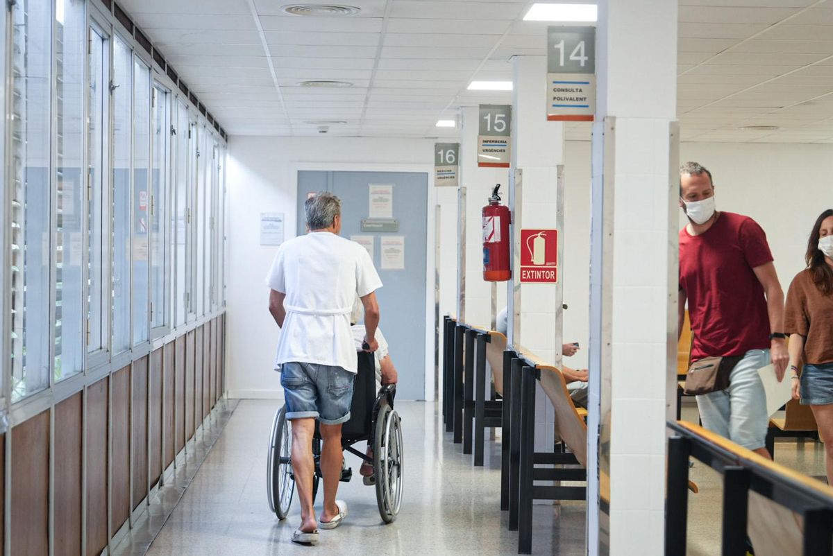Despliegue del model social y sanitario de atención a los dependientes. Despliegue del model social y sanitario de atención a los dependientes.