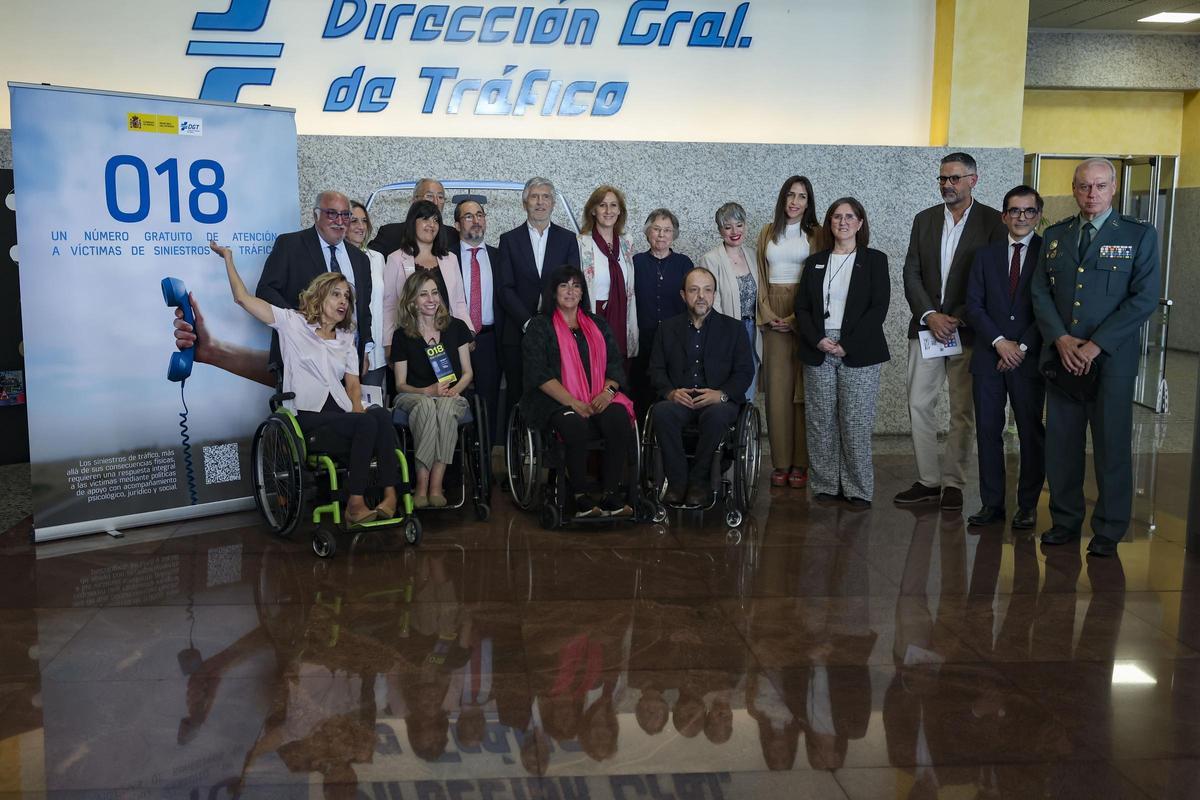 Responsables de Interior y de la DGT, con asociaciones de víctimas de siniestros de tráfico.