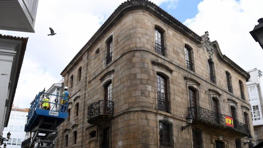 Los Franco ponen a la venta la Casa Cornide