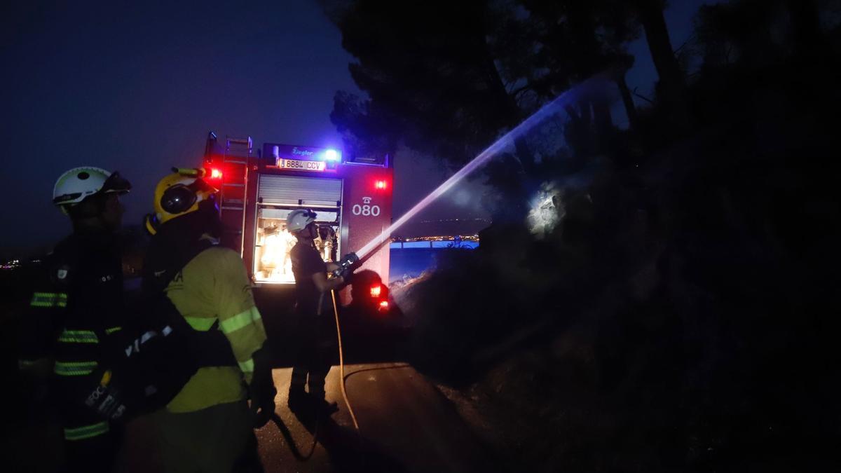 Así ha quedado la "zona cero" del incendio forestal en la sierra de Córdoba