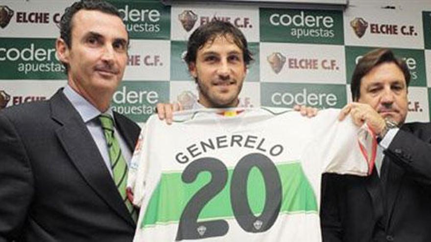 El centrocampista del Elche David Generelo