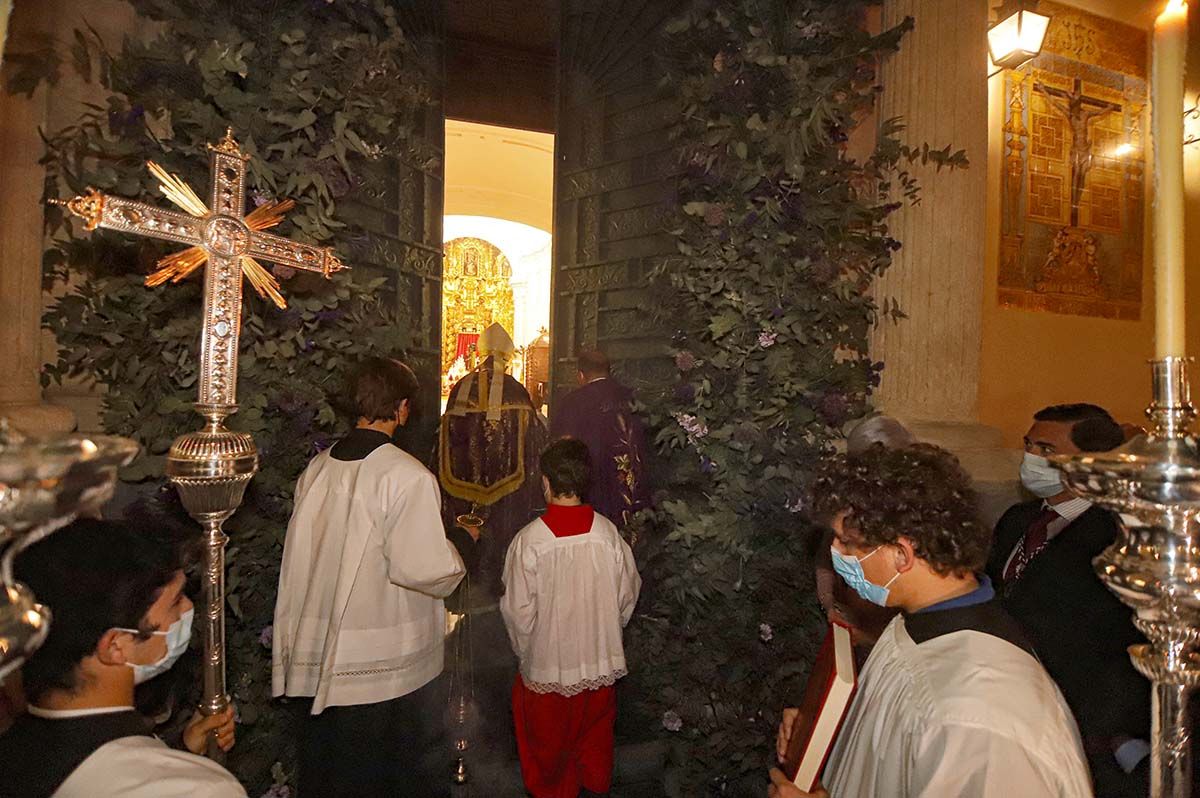 Apertura tiempo Jubilar del Via Crucis en la parroquia de la Trinidad