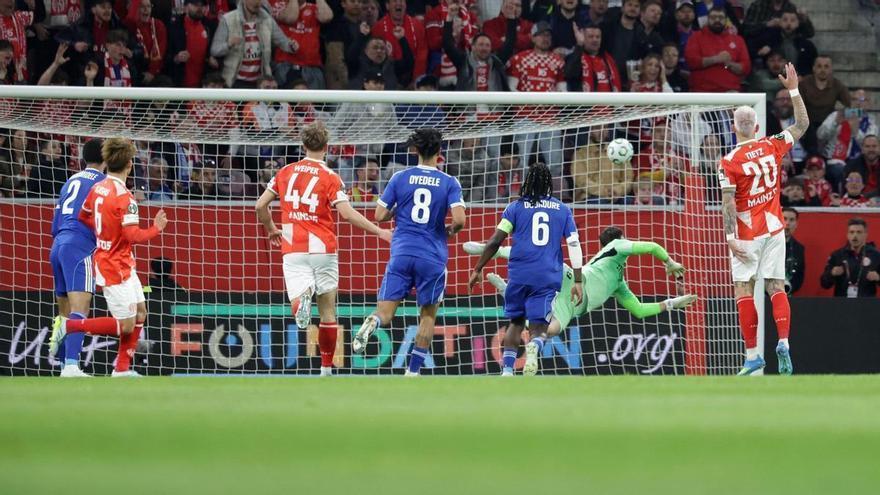 Mainz 05 - Strasbourg | El gol de Kaishu Sano