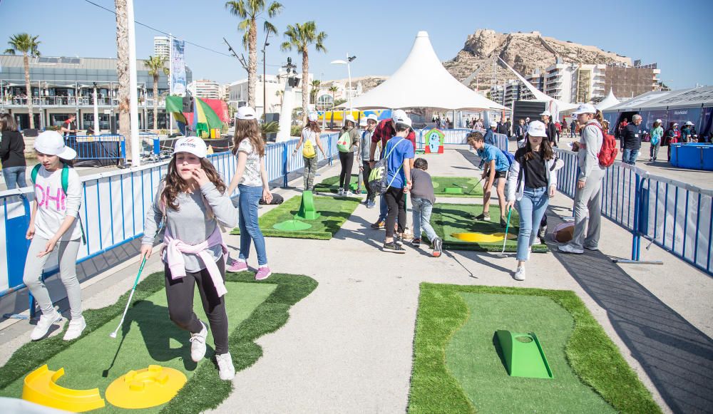 Actividades del primer día de Alicante Puerto de Encuentro