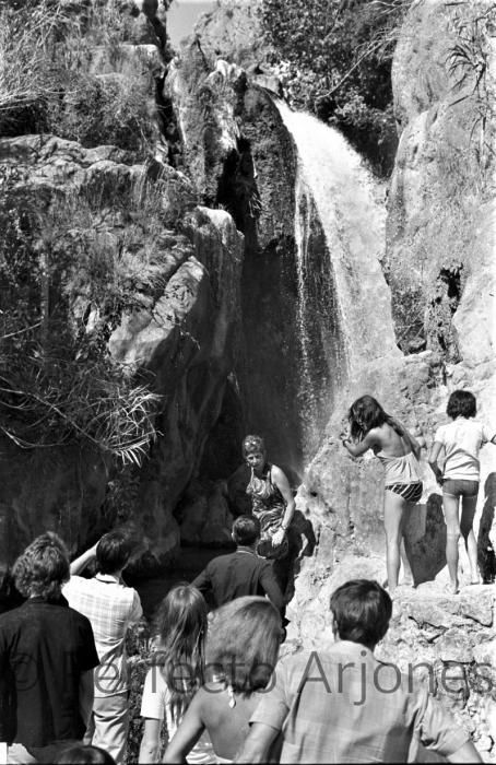 FUENTES DEL ALGAR. JULIO 1974.