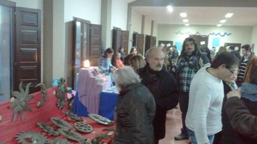 Exitoso Mercado de Navidad en Almaraz